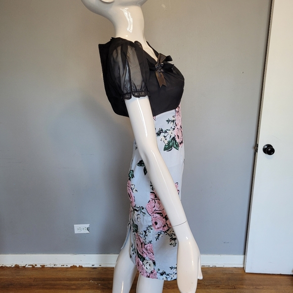 Deadly Dames Floral Dress, BNWT, Size XS - Picture 3 of 7